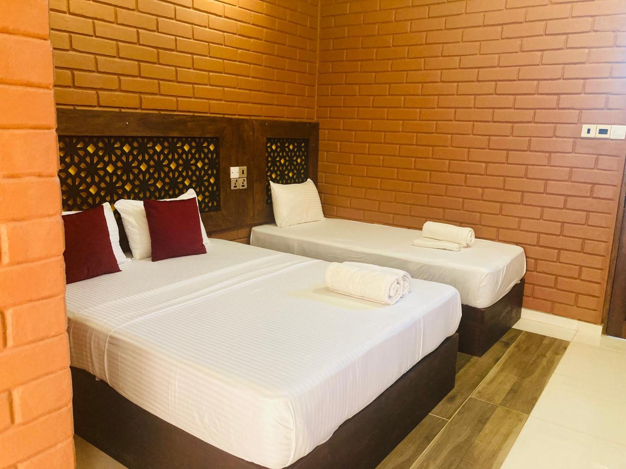 Monaara Leisure - Anuradhapura Luaran gambar