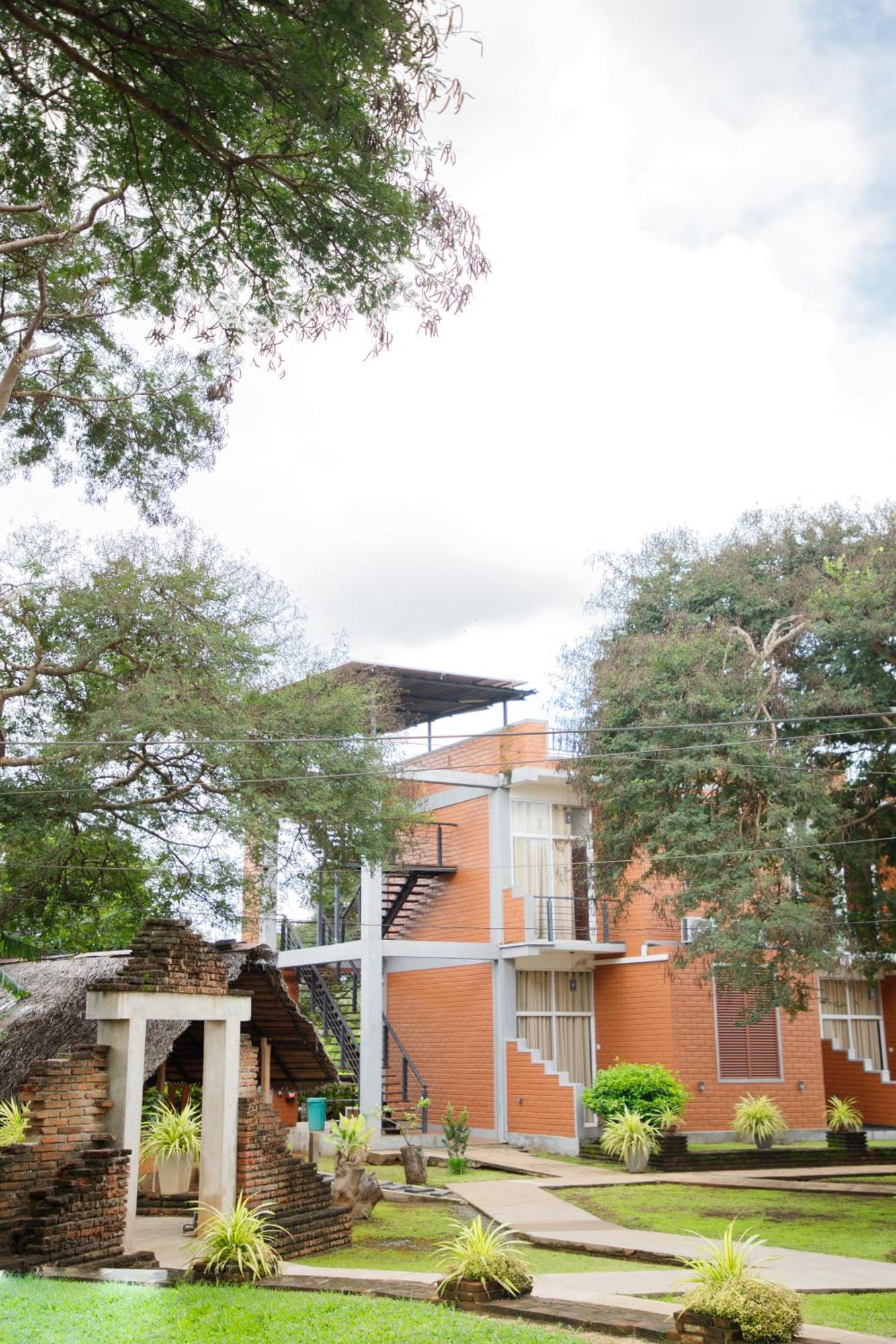Monaara Leisure - Anuradhapura Luaran gambar